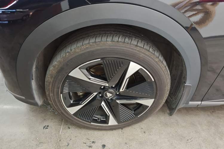 Used Deepal S07 2023 200Max Range-Extended Version
