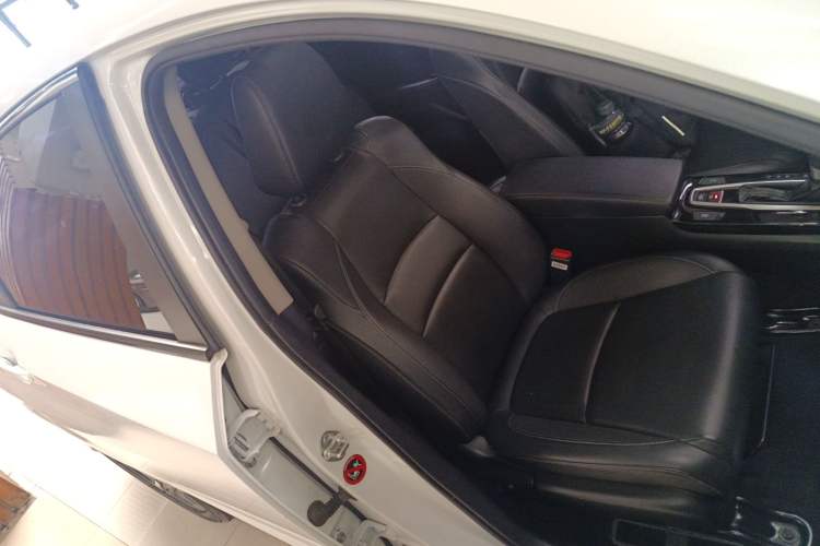 Used Honda Envix 2019 180TURBO CVT Enjoyment Edition China VI
