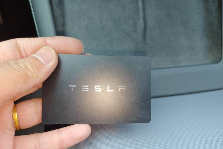 Used Tesla Model 3 2023 Rear-Wheel-Drive Version
