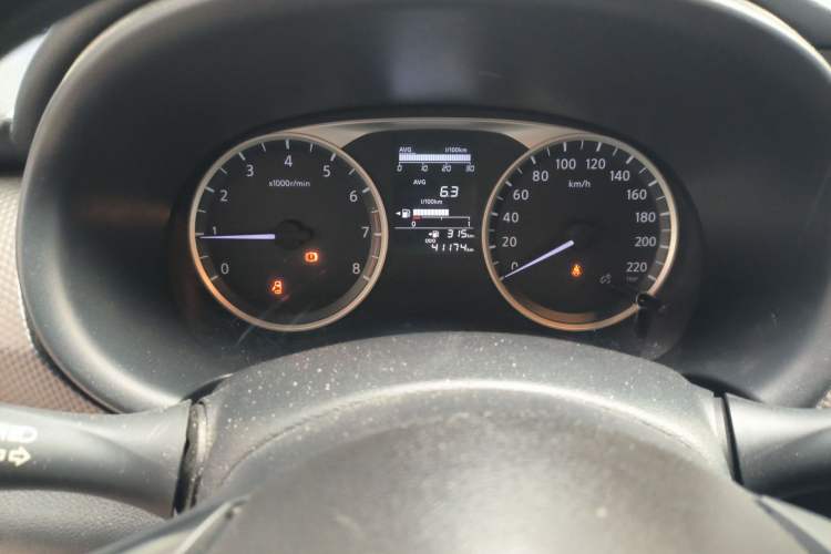 Used Nissan Kicks 2020 1.5L XE Manual Cool Edition
