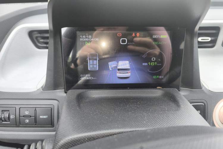 Used Wuling Hongguang MINIEV 2021 Macaron Premium Model – Lithium-NMC
