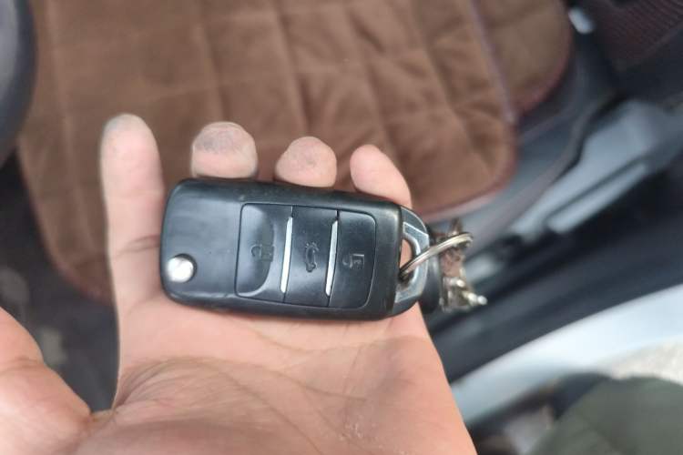 Used CHANGAN CS35 2016 1.6L Manual Luxury Model China V Standard Vehicle Key