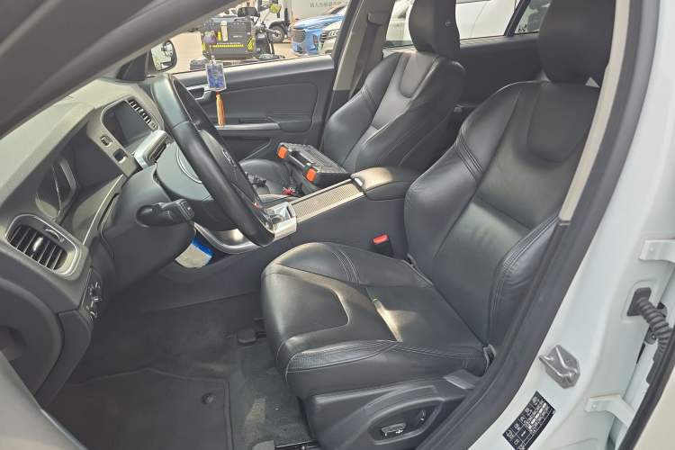 Used Volvo S60 2016 S60L T5 Intelligent Drive Edition Left Front Seat