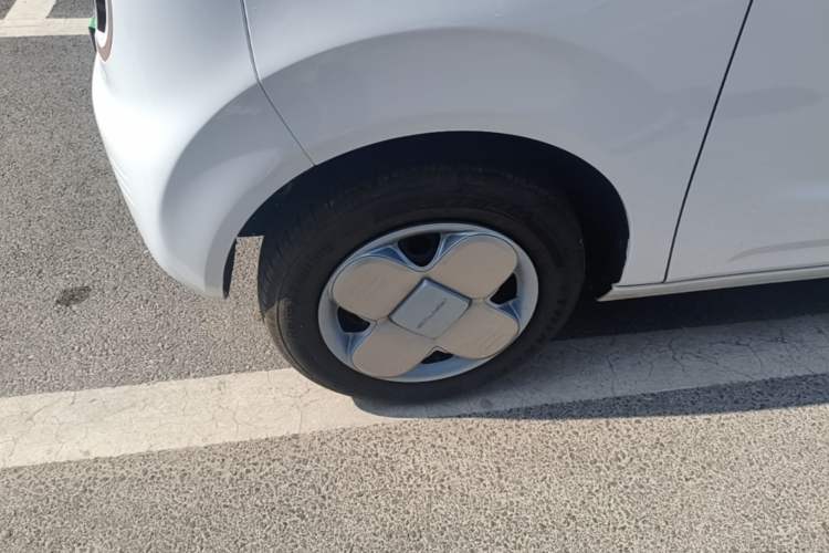 Used Geely Galaxy Panda 2024 Panda Mini 200km Endurance Bear
