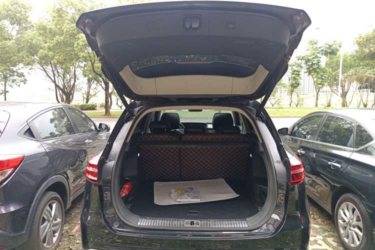 Used Hongqi HS5 2022 2.0T Smart Connect Flagship All-Wheel-Drive Version
