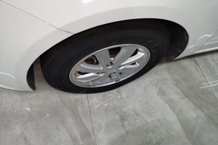 Used Kia K2 2015 Sedan 1.4L Automatic GLS