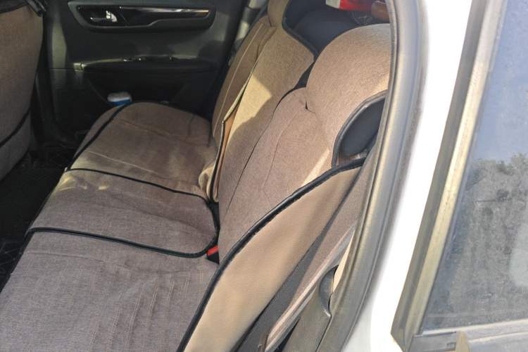 Used Citroen C-Quatre 2013 1.6L Manual Prestige CNG Model
