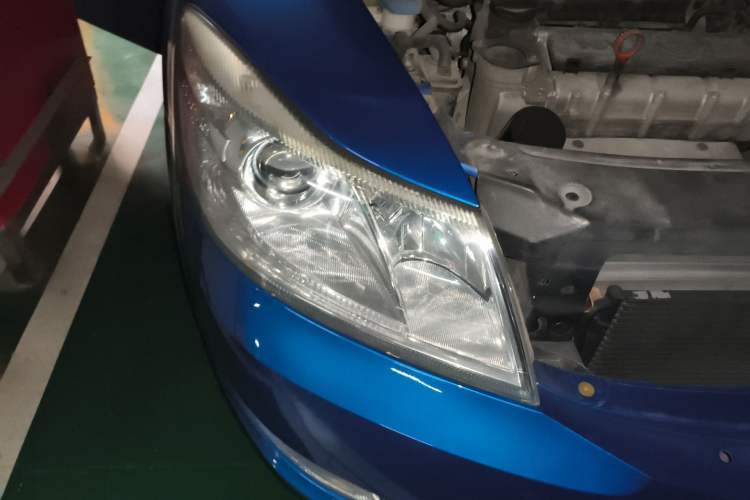 Used Skoda Octavia 2013 1.6L Automatic Yijie Edition Right Front Headlight