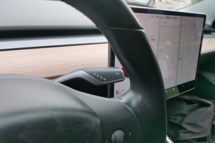 Used Tesla Model 3 2019 Long-Range All-Wheel-Drive Version
