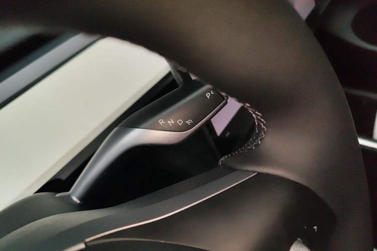 Used Tesla Model Y 2022 Revised Version Long-Range All-Wheel Drive Gear Lever