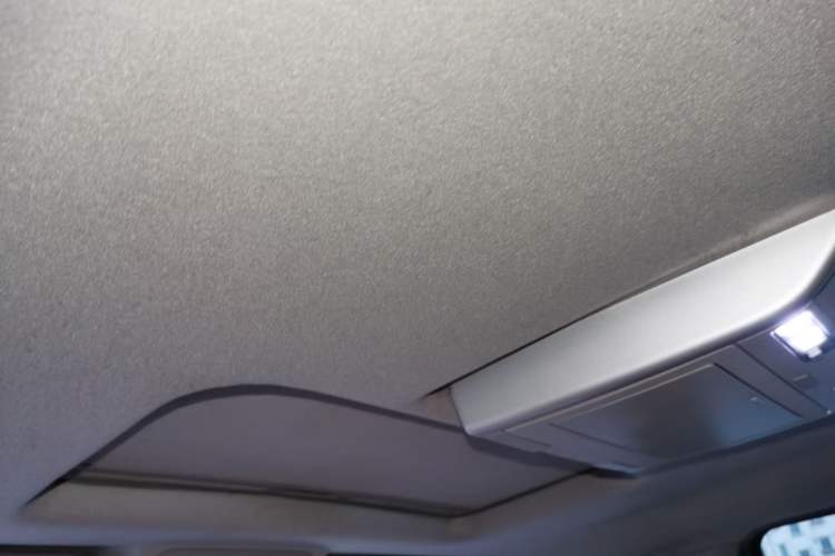 Used Luxgen Great 7 SUV 2013 Limited-Edition Sharp Model 2.2T Two-Wheel-Drive Smart Version