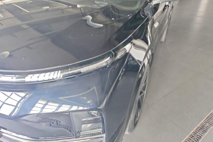Used Li Auto L8 2023 Air model
