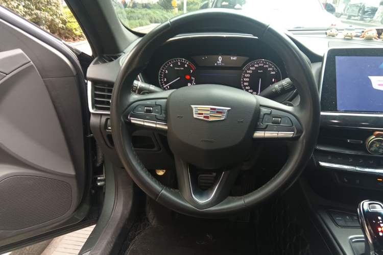 Used Cadillac CT5 2022 28T Luxury Version (Standard Edition) Steering Wheel
