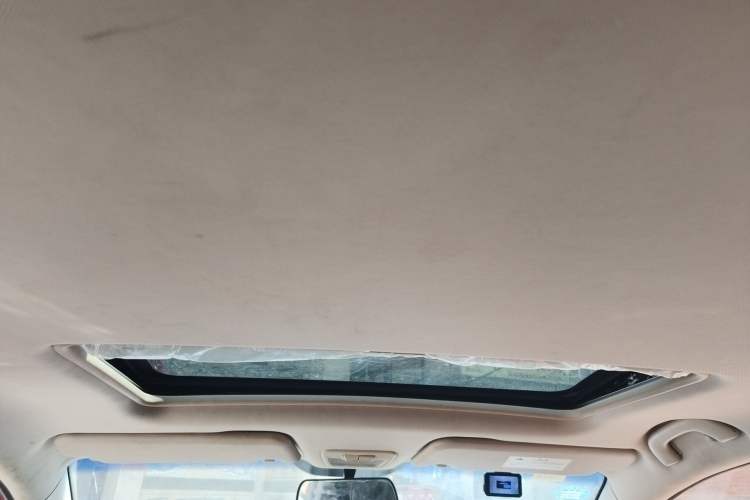 Used Baojun 560 2016 1.8L iAMT Luxury Model