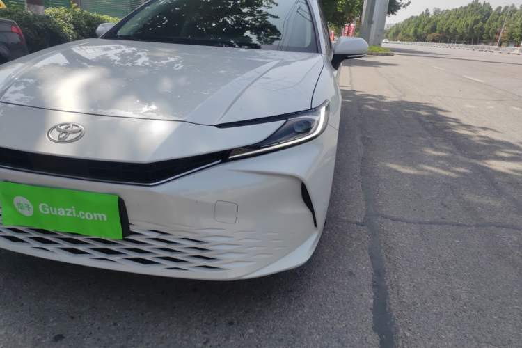 Used Toyota Camry 2024 Dual-Motor 2.0 HE Elite Edition
