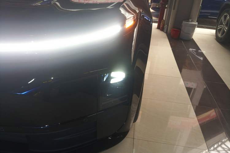 Used Li Auto L6 2024 Pro Model Left Front Headlight