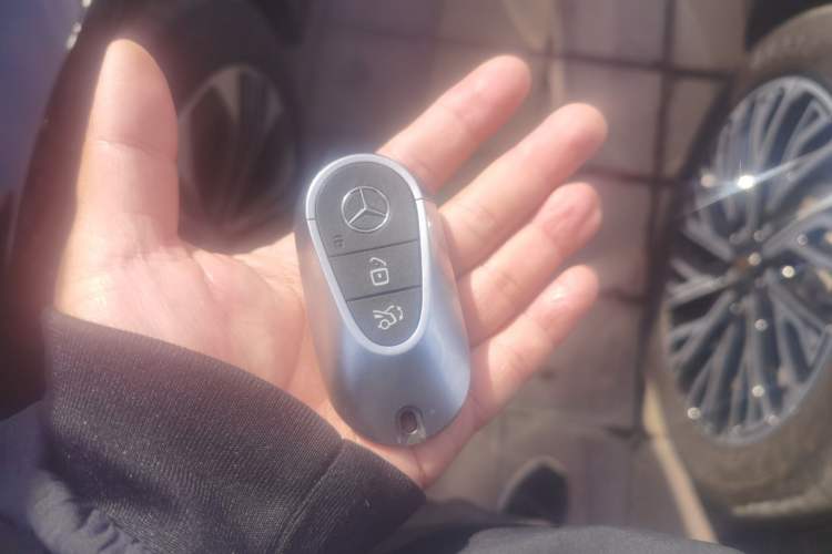 Used Mercedes-Benz E-Class New Energy 2024 E 350 e L Plug-in Hybrid Sedan Vehicle Key