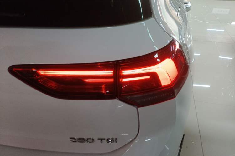 Used Volkswagen Golf 2023 Facelift 280TSI DSG Pro