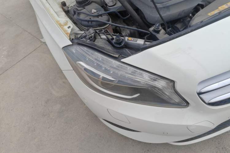 Used Mercedes-Benz A-Class 2015 A 200 Fashion Model
