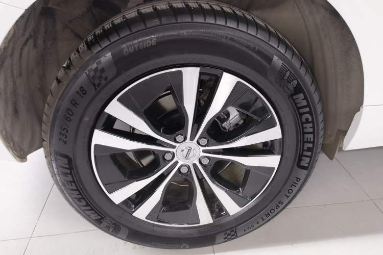 Used Volvo XC60 2025 B5 4x4 Smart Luxury Edition