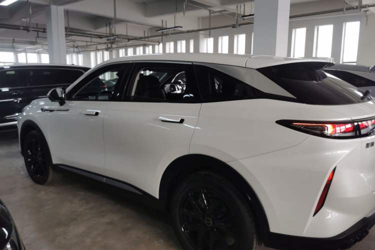 Used EXEED Stellar 2023 400T Two-Wheel Drive Comfort Edition