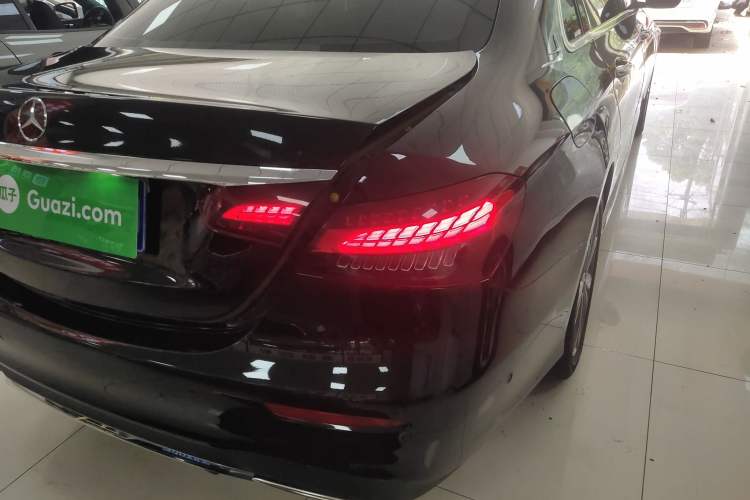 Used Mercedes-Benz E-Class 2021 Restyled E 300 L Sport Luxury Edition Right Rear Taillight