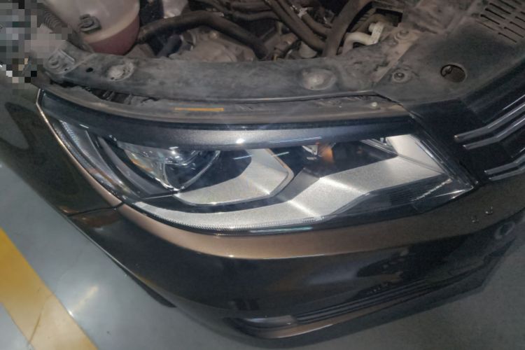 Used Volkswagen Tiguan 2016 280TSI Automatic Two-Wheel-Drive Silk Road Style Edition Right Front Headlight