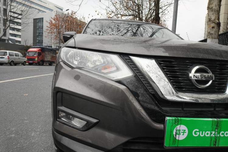 Used Nissan X-Trail 2019 2.0L CVT Smart Connect Comfort Edition 2WD
