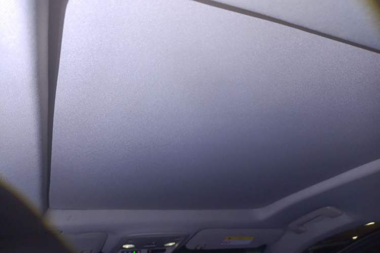 Used Cadillac XTS 2017 28T Elite Model Headliner