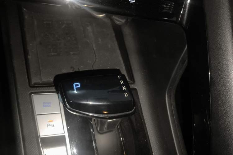 Used Hyundai Elantra 2021 1.5L CVT LUX Prestige Edition