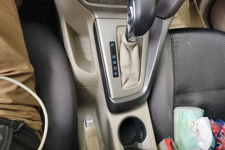 Used Ford Focus 2012 Sedan 1.6L Automatic Comfort Model Gear Lever