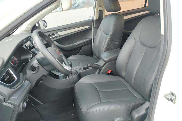 Used Roewe 360 2018 PLUS 1.5L Manual Luxury Edition
