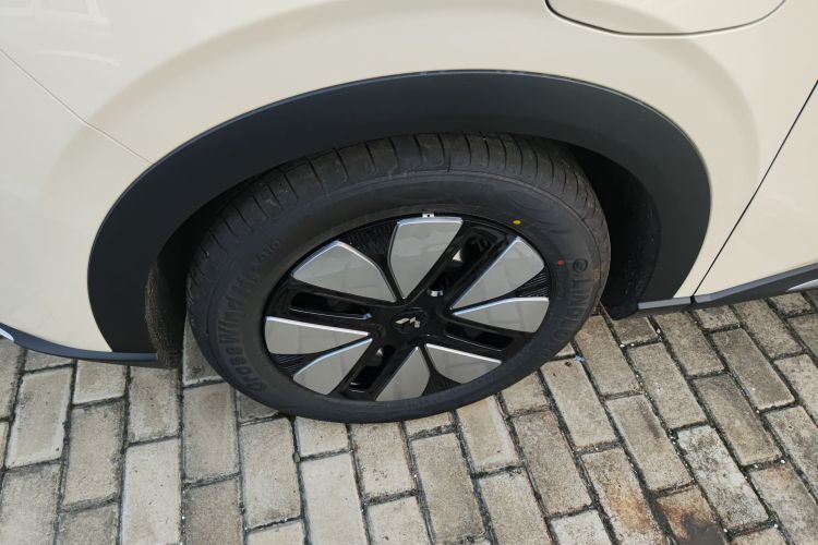 Used Wuling Bingo S 2025 Model 430km Deluxe Edition