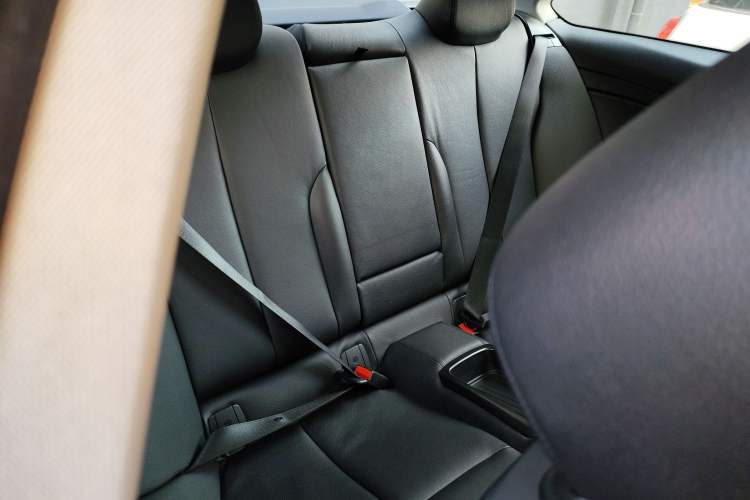 Used BMW 4 Series 2014 420i Fashion Model