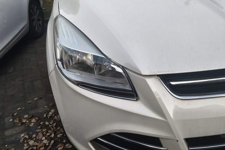 Used Ford Kuga 2013 1.6L GTDi Two-Wheel-Drive Trend Model
