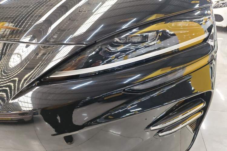 Used BYD Song PLUS New Energy 2023 Champion Edition EV 520KM Flagship Model
