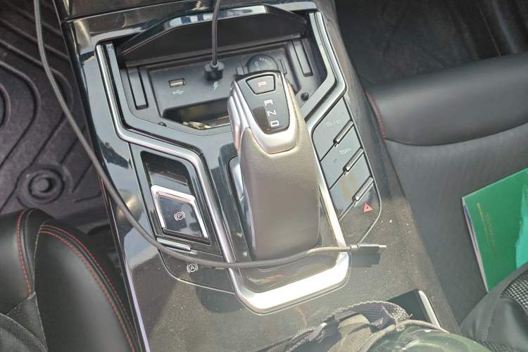 Used JMEV GSE 2021 450km Range Shining Luxury GT Edition Gear Lever