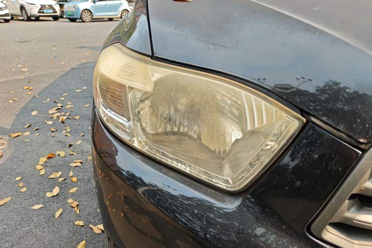 Used Toyota Highlander 2009 2.7L 2WD 7-Seater Elite Edition Right Front Headlight