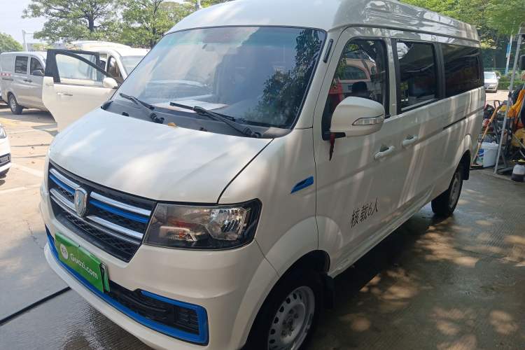 Used Jinbei New Hiace EV 2023 Comfort Model