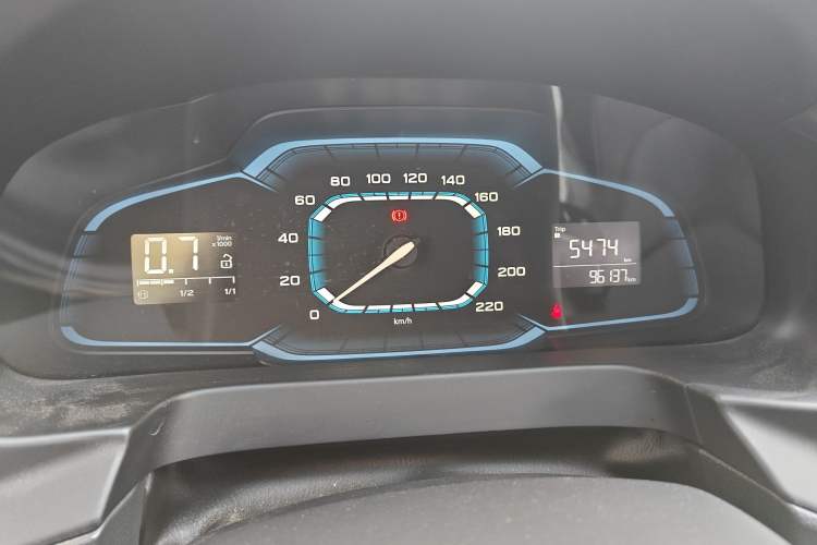 Used Roewe 360 2015 1.5L Manual Luxury Edition
