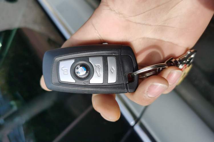 Used BMW 5 Series 2017 520Li Elegant Edition
