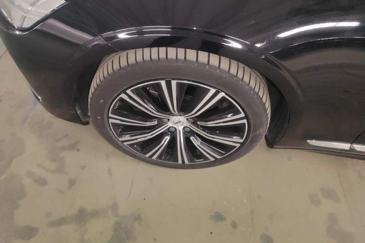 Used Volvo S90 2023 B5 Luxury Smart Edition