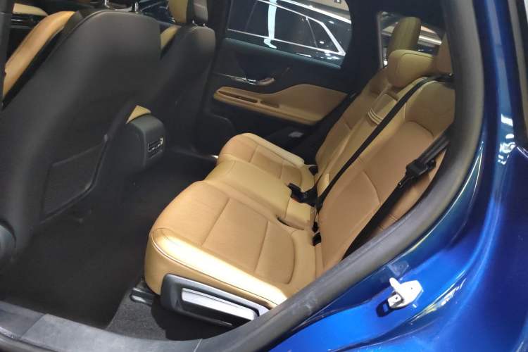 Used Lincoln Corsair 2021 2.0T Two-Wheel-Drive Luxury Edition
