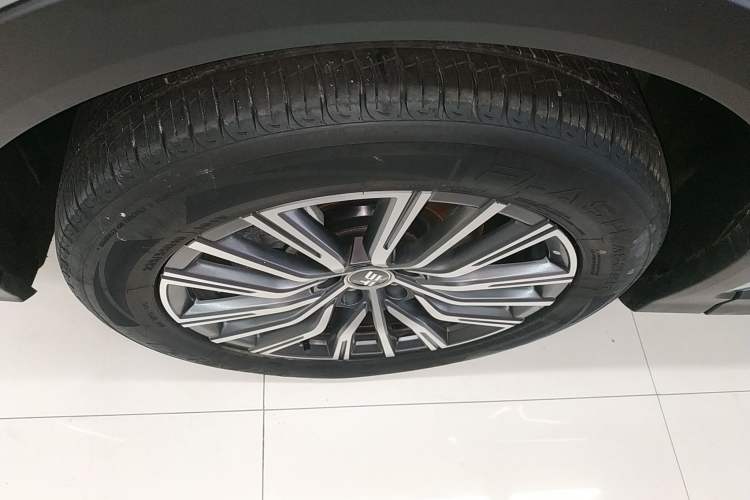 Used JETOUR X70 C-DM 2024 Far Voyage PRO 5-Seater Left Front Wheel Hub