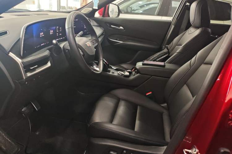 Used Cadillac XT4 2024 28T Four-Wheel Drive Luxury Version Left Front Seat
