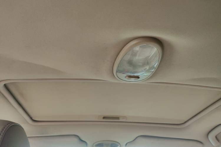 Used Buick Excelle 2011 1.6 LE-MT Headliner