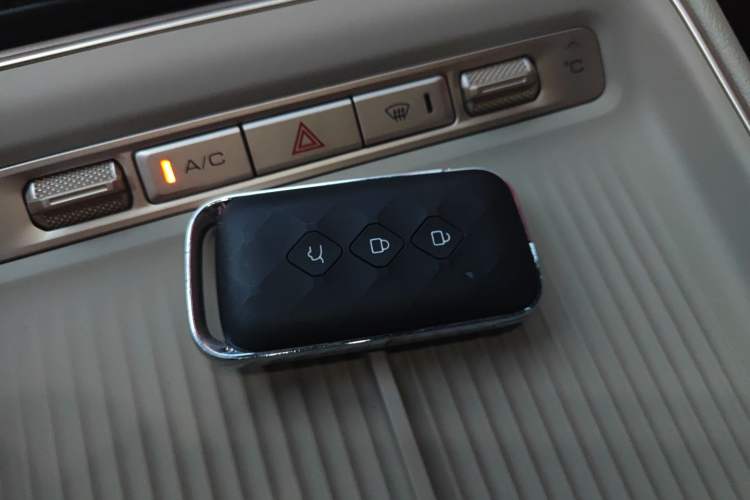 Used Wuling Xingguang S 2024 130 km Flagship Version
