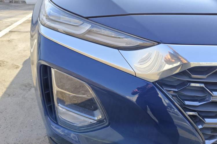 Used Hyundai Santa Fe 2019 380 TGDi TOP Automatic All-Wheel Drive Flagship (HTRAC) China V Standard Right Front Headlight