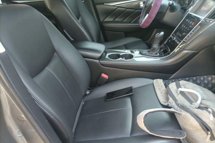 Used Infiniti Q50L 2018 2.0T Comfort Edition China VI Standard