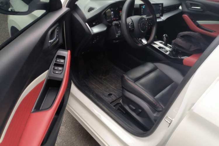 Used MG 5 2022 300TGI DCT Chao Yue Flagship Edition Driver Seat